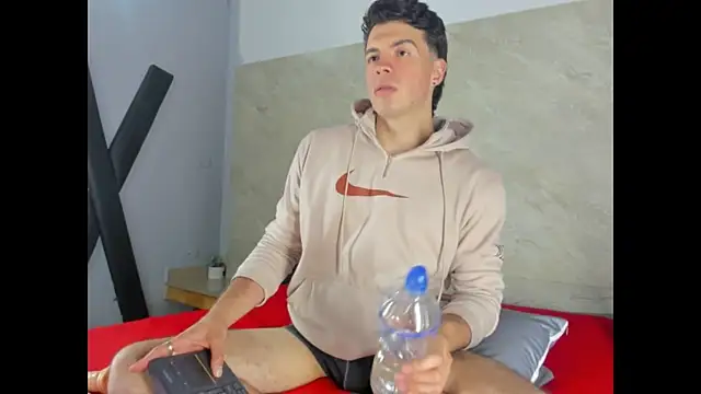 VelloTouch online show from January 12, 12:10 pm