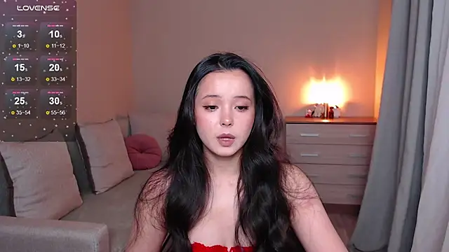 lia hetty online show from November 22, 1:54 pm