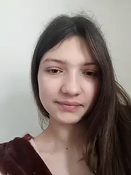 LunaTori456 online show from March 4, 8:20 am