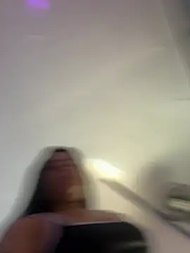 Liaevans   online show from February 3, 2:21 am