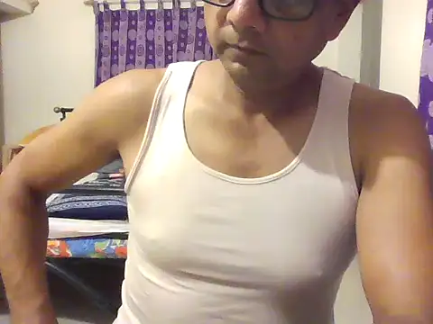 Snapshot of Moh-Moksha chatting on May 11, 4:15 pm Moh-Moksha online show from May 11, 4:15 pm