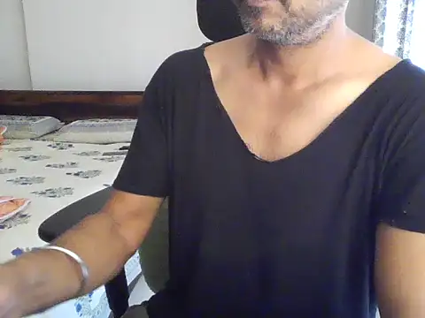 Snapshot of Moh-Moksha chatting on June 21, 6:27 am Moh-Moksha online show from June 21, 6:27 am