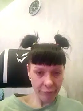 Snapshot of DebbieWhite chatting on January 17, 10:20 am DebbieWhite online show from January 17, 10:20 am