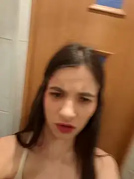 LichelleQVoss online show from February 13, 2:13 pm