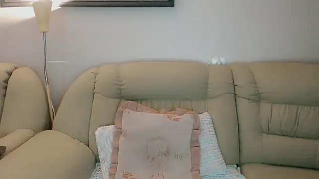 infinity loveliness online show from December 5, 7:17 am