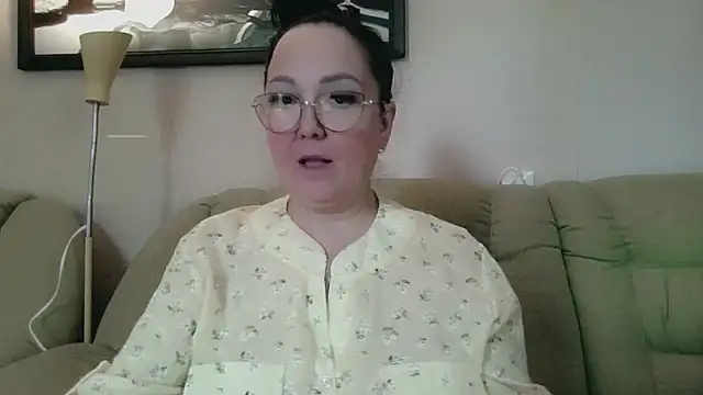 Snapshot of infinity_loveliness chatting on June 17, 7:22 am infinity loveliness online show from June 17, 7:22 am