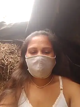 Snapshot of Rachna9090 chatting on February 2, 8:35 am Rachna9090 online show from February 2, 8:35 am