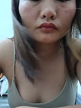 Snapshot of Sweet--Sexy chatting on June 4, 8:59 pm Sweet--Sexy online show from June 4, 8:59 pm