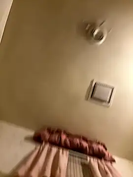 Snapshot of nike663 chatting on January 11, 6:07 am nike663 online show from January 11, 6:07 am