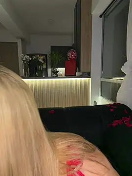 karymoron online show from February 15, 5:59 am