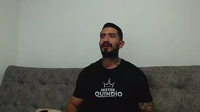 Snapshot of MalickBlack9 chatting on January 5, 11:08 pm MalickBlack9 online show from January 5, 11:08 pm