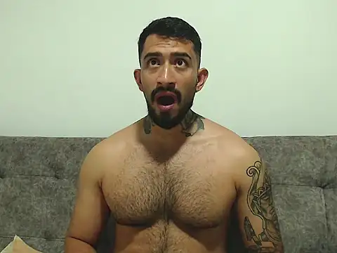 Snapshot of MalickBlack9 chatting on January 15, 10:13 pm MalickBlack9 online show from January 15, 10:13 pm