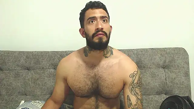 Snapshot of MalickBlack9 chatting on February 3, 8:36 pm MalickBlack9 online show from February 3, 8:36 pm