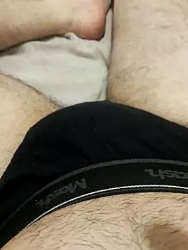 Snapshot of rolaaa2000 chatting on February 24, 12:08 am rolaaa2000 online show from February 24, 12:08 am