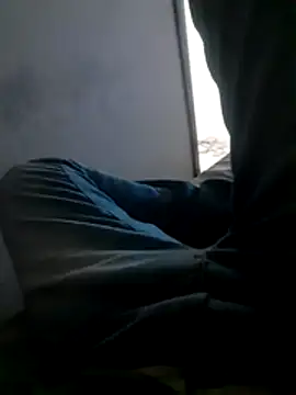 Snapshot of rolaaa2000 chatting on February 28, 12:00 am rolaaa2000 online show from February 28, 12:00 am