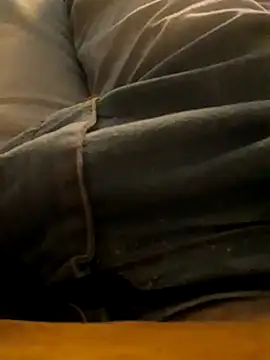 Snapshot of rolaaa2000 chatting on March 11, 9:43 pm rolaaa2000 online show from March 11, 9:43 pm