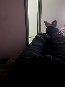 Snapshot of rolaaa2000 chatting on March 13, 11:55 pm rolaaa2000 online show from March 13, 11:55 pm