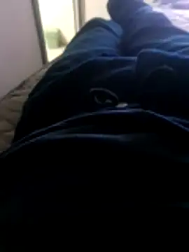 Snapshot of rolaaa2000 chatting on March 22, 11:52 pm rolaaa2000 online show from March 22, 11:52 pm