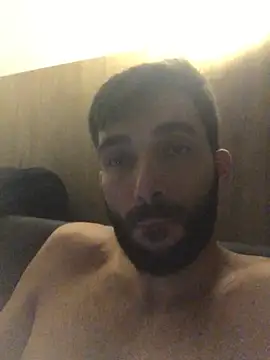 Snapshot of Madagascar03 chatting on January 14, 7:14 am Madagascar03 online show from January 14, 7:14 am