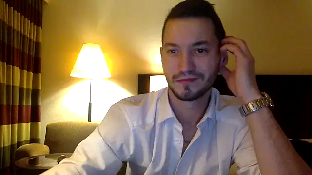 Snapshot of batschi0512 chatting on January 16, 10:36 pm batschi0512 online show from January 16, 10:36 pm