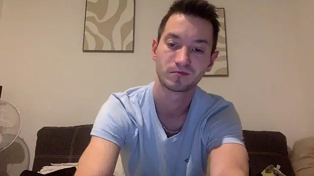 Snapshot of batschi0512 chatting on January 31, 11:14 pm batschi0512 online show from January 31, 11:14 pm