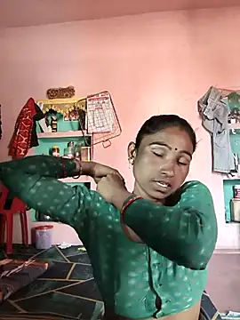 lodhi8080 online show from February 11, 7:24 am