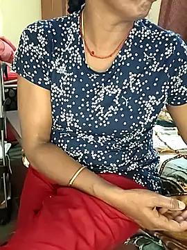 Snapshot of Meena_Meenakshi chatting on January 7, 8:44 pm Meena Meenakshi online show from January 7, 8:44 pm