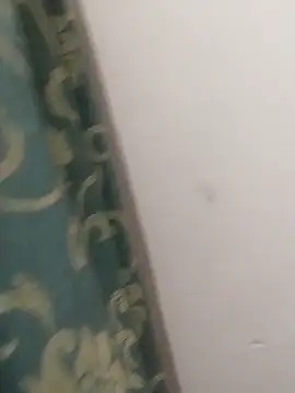 8inchhere online show from February 6, 4:43 pm