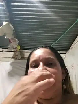 Snapshot of chiquitahot_ chatting on March 23, 4:27 am chiquitahot online show from March 23, 4:27 am