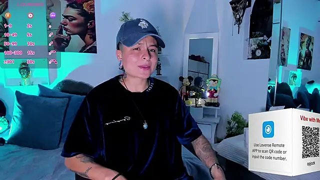 Zury Ramirez online show from January 15, 8:45 pm