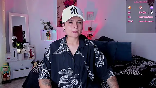 Zury Ramirez online show from February 16, 8:27 pm