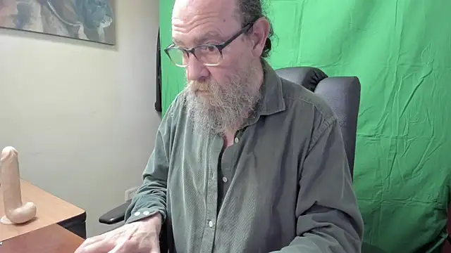 Uncle Hottie online show from March 12, 4:13 pm