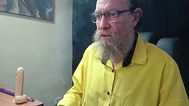 Uncle Hottie online show from March 26, 6:35 pm