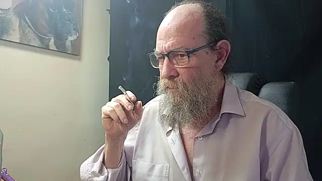 Uncle Hottie online show from March 27, 5:34 pm