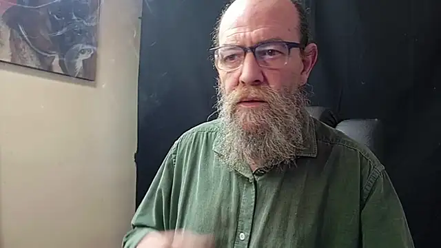 Uncle Hottie online show from March 28, 4:39 pm