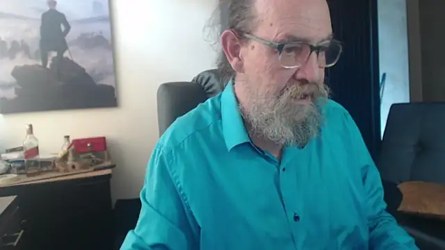 Uncle Hottie online show from June 28, 5:19 pm