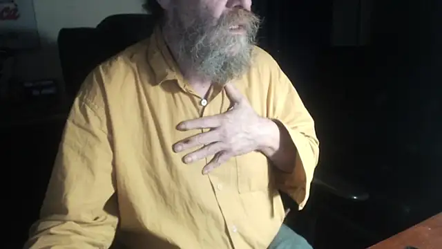 Uncle Hottie online show from August 1, 3:06 am