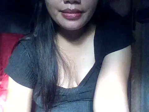 sweetprinces08 online show from February 8, 12:03 am