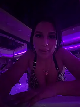 Snapshot of BabyyLiss chatting on February 14, 12:40 am BabyyLiss online show from February 14, 12:40 am