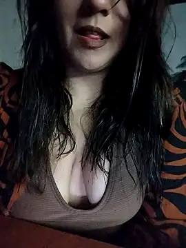 Velmoramoon11 online show from January 19, 5:00 am