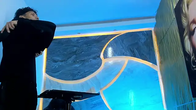 Lucas hot 20 online show from February 10, 5:22 am