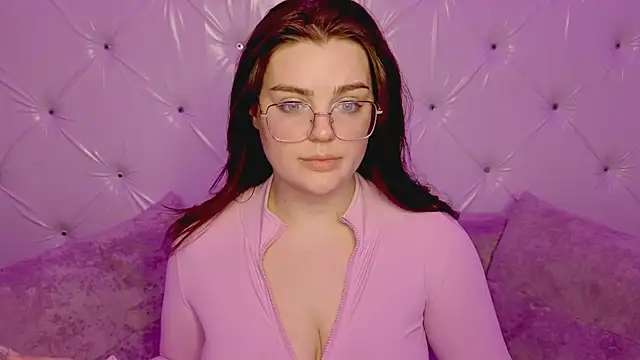 MilkyPop  online show from February 19, 9:05 am