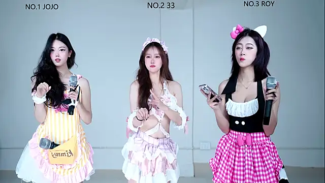 QIANXI 004 online show from March 21, 11:59 am