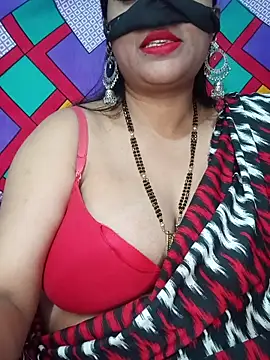 Hot-BHABHI696 online show from May 24, 9:58 am