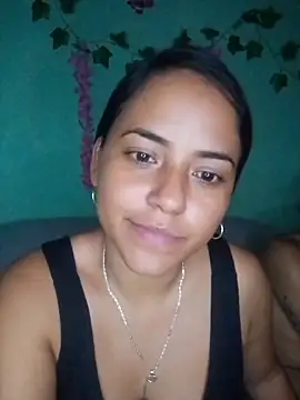 Snapshot of Maliha_21 chatting on February 6, 2:05 am Maliha 21 online show from February 6, 2:05 am