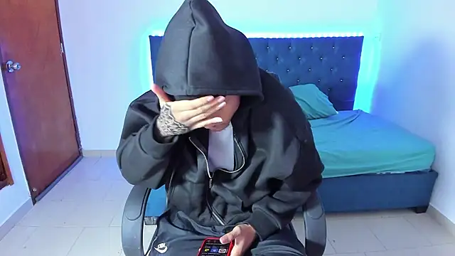 Liam hard04 online show from February 3, 12:43 pm