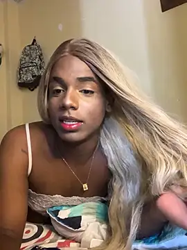 Snapshot of AgatthaRose chatting on March 22, 7:39 pm AgatthaRose online show from March 22, 7:39 pm