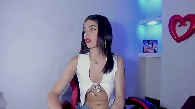 honeyluxe  online show from May 13, 4:10 am