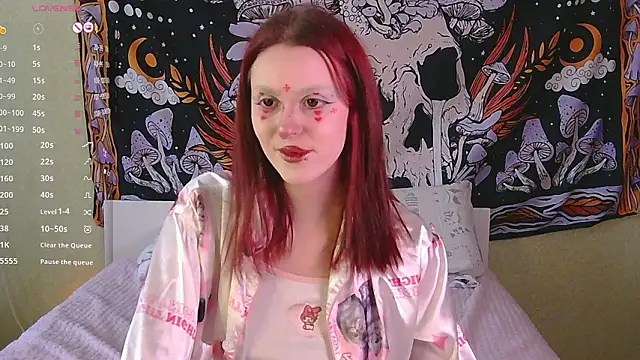 Snapshot of Mine_Doll chatting on February 14, 8:33 am Mine Doll online show from February 14, 8:33 am