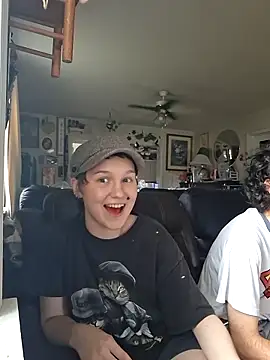 SugarNCinnamon online show from May 26, 11:23 pm